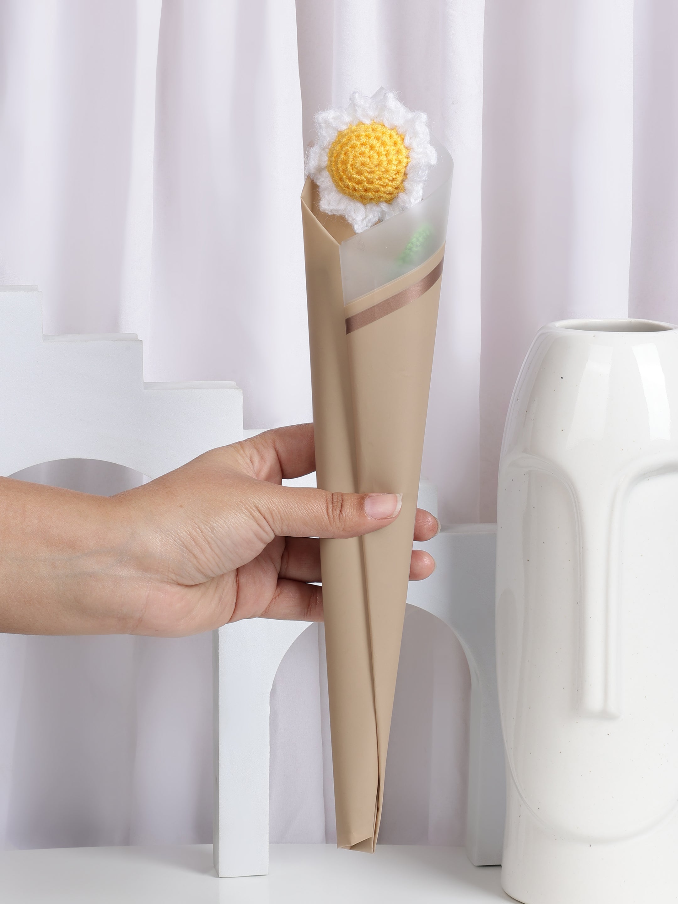 Crochet Handmade White Sunflower Bouquet- 1 steam