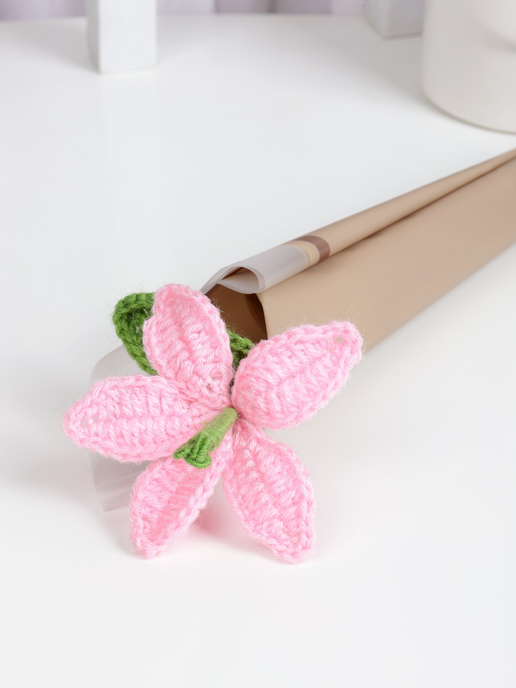 Crochet Handmade Pink Lily - 1 steam